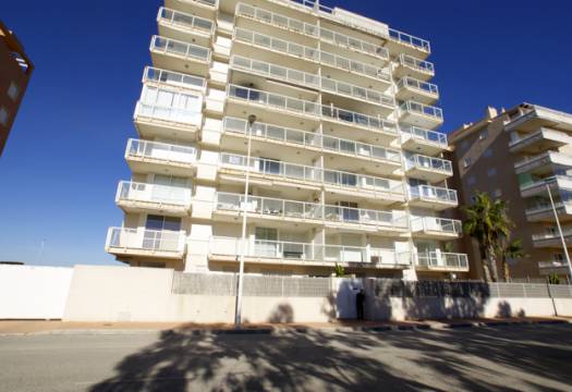 front-view-modern-apartment-2bed-1bath-guardamar